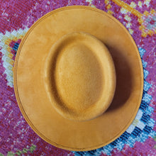 Load image into Gallery viewer, Crown Top Hat [pumpkin]

